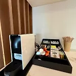 Eurovea Tower, 27th Floor Apartment, Free Parking * Bratislava