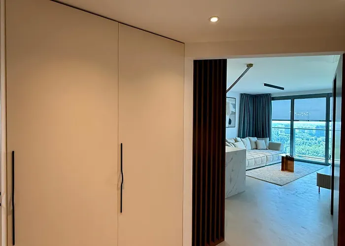 アパート Eurovea Tower, 27th Floor Apartment, Free Parking *