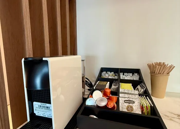 Eurovea Tower, 27th Floor Apartment, Free Parking * Bratislava