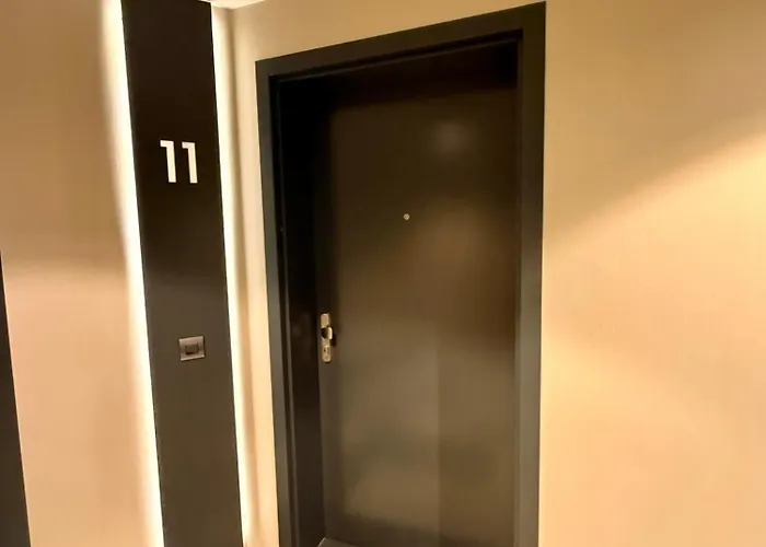 Eurovea Tower, 27th Floor Apartment, Free Parking * براتسيلافا