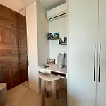 Eurovea Tower, 27th Floor Apartment, Free Parking Pozsony